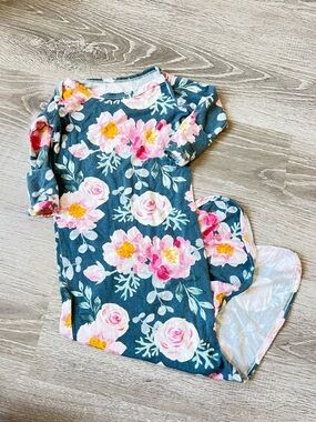 Pink Floral Long-Sleeve Baby Pajama Gown - Teal Background